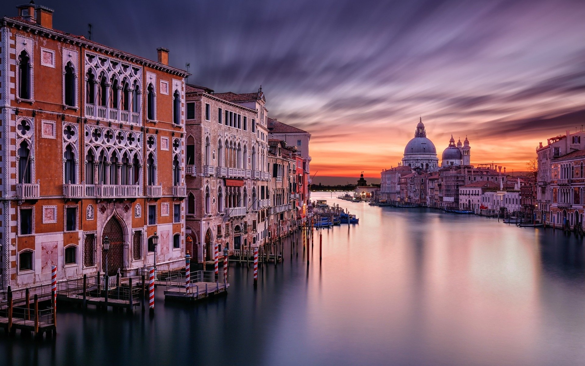 702298-title-grand-canal-in-venice-italy-man-made-grand-canal