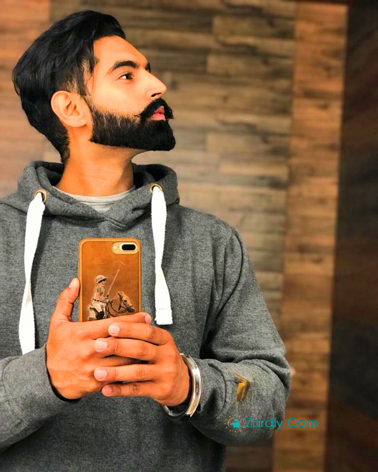KOLKATA, are you ready to kickstart the Parmish Verma Live - India Tour  2022 with me? This is your reminder to book your tickets on @BookMyShow....  | By Parmish VermaFacebook