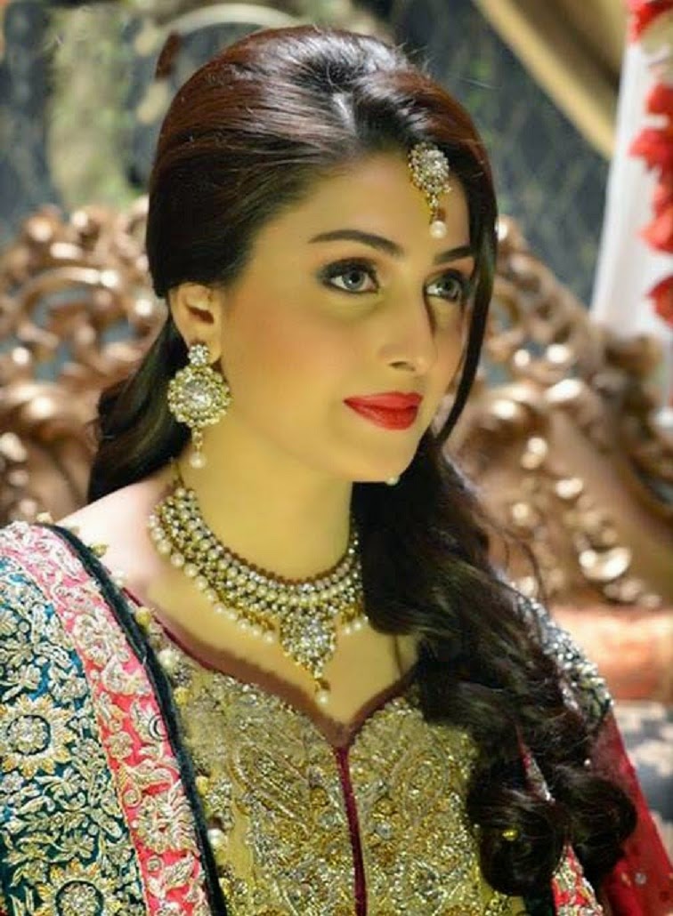 Ayeza Khan Hd Free Wallpapers Ayeza Khan Hd Wallpaperuse