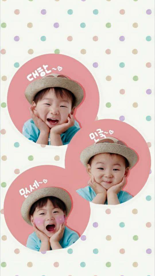 minguk wallpaper,rosado,niño,contento,sonrisa,sombrerería
