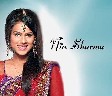 Nia Sharma Hd Wallpapers Free- WallpaperUse