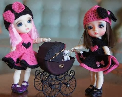 facebookのバービー人形の壁紙,人形,おもちゃ,ピンク,製品,かぎ針編み
