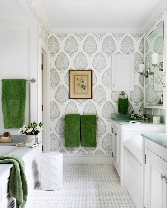 tendencias de papel tapiz para baños,baño,habitación,verde,diseño de interiores,loseta