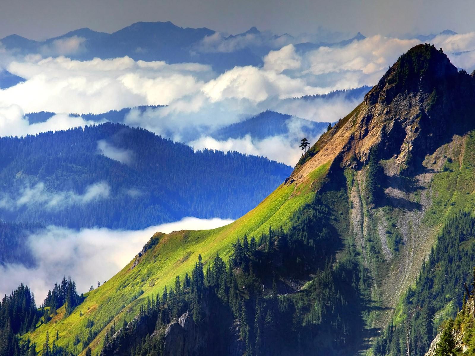 fond d'écran vue sur la montagne,montagne,paysage naturel,la nature,chaîne de montagnes,ciel