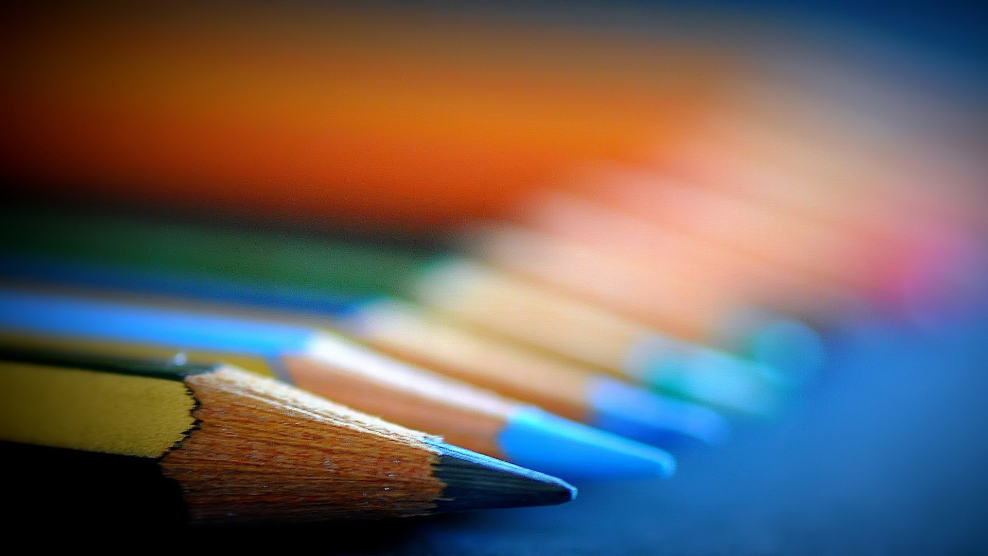 papel pintado a lápiz,lápiz,azul,colorido,material de oficina,implemento de escritura