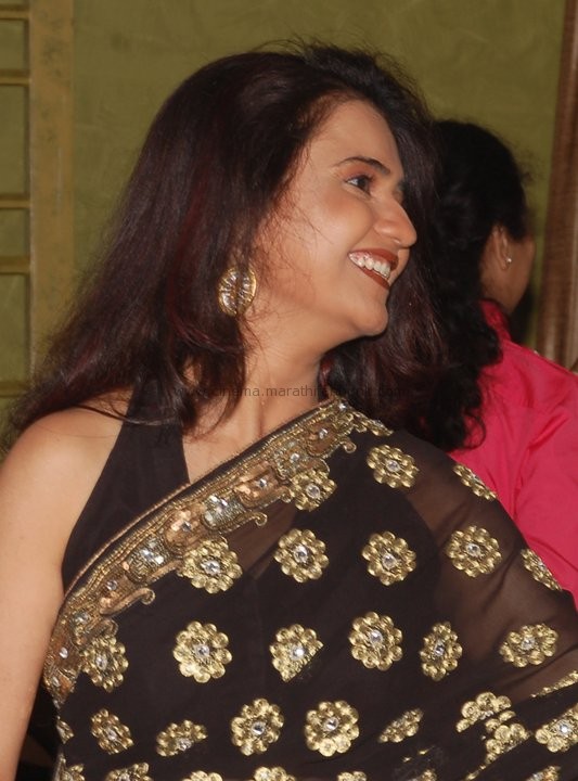 subhash name wallpaper,sari,hochzeitsempfang,kofferraum,bluse,veranstaltung