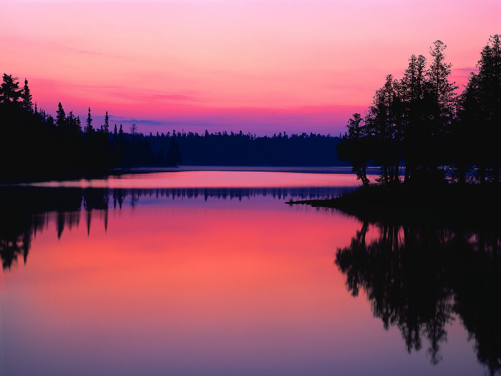 Pink Sunset Reflection On Water- WallpaperUse