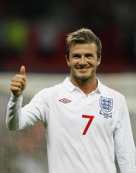 David Beckham Thumbs Up- WallpaperUse