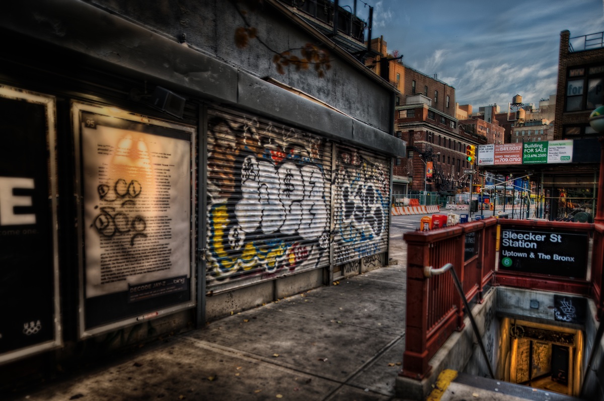 fondo de pantalla de bronx,área urbana,pared,calle,pueblo,ciudad