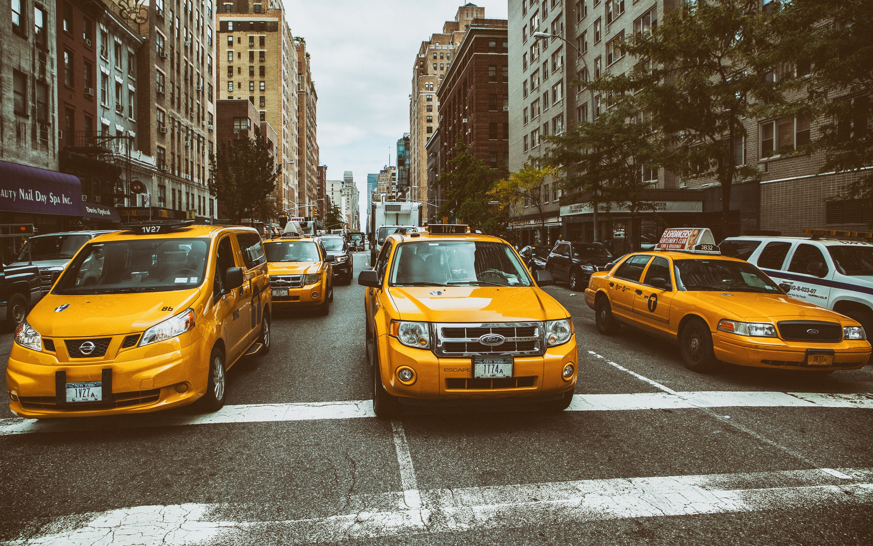 New York Taxi Wallpaper landfahrzeug fahrzeug taxi gelb auto 570966 WallpaperUse