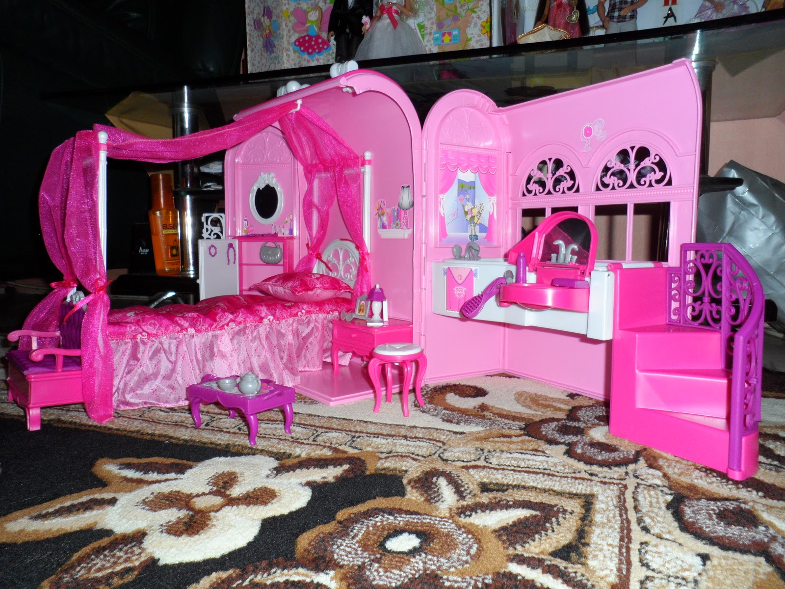 papier peint kedai murah,rose,jouet,barbie,maison de poupées,poupée
