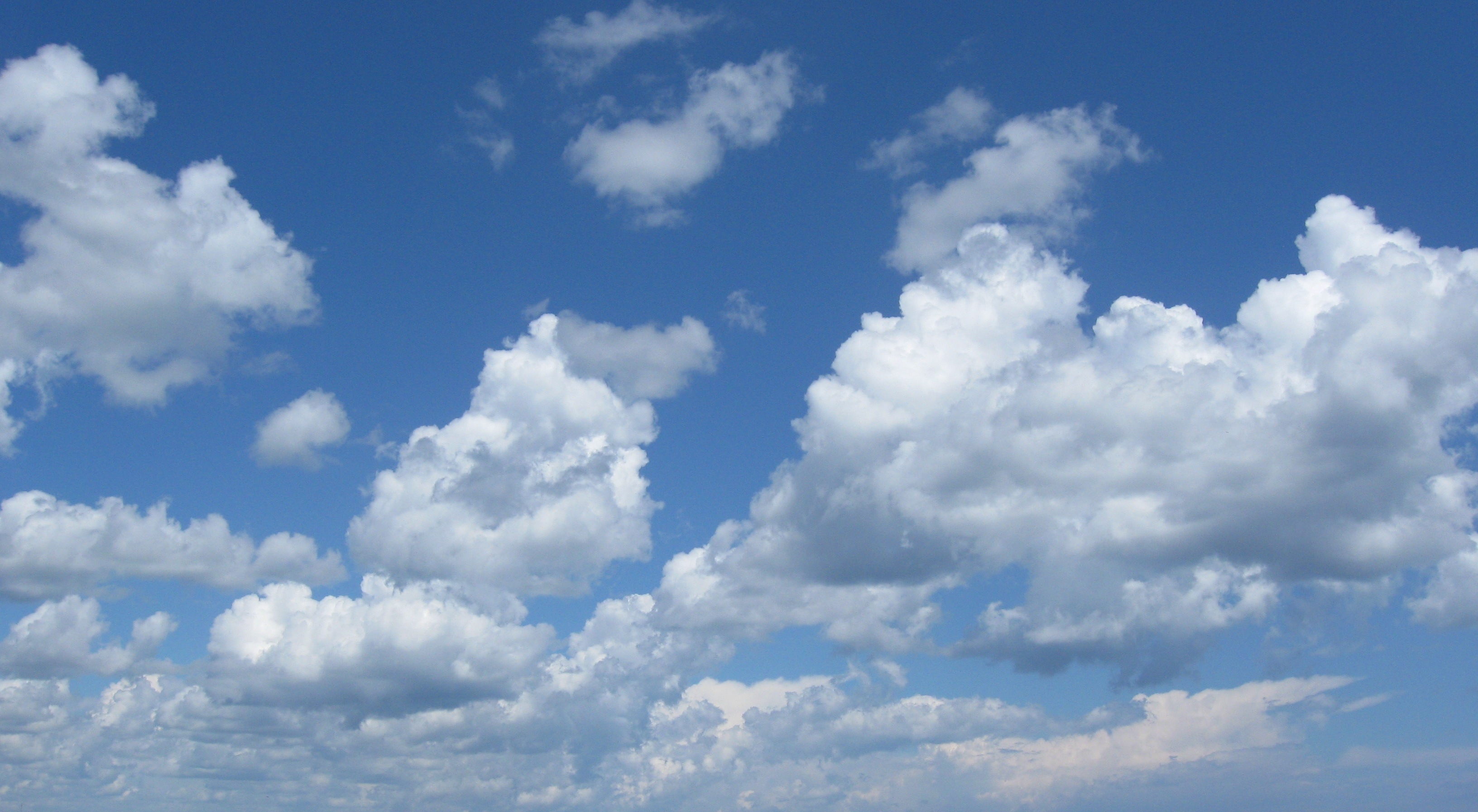 アワンの名前の壁紙,空,雲,昼間,青い,積雲