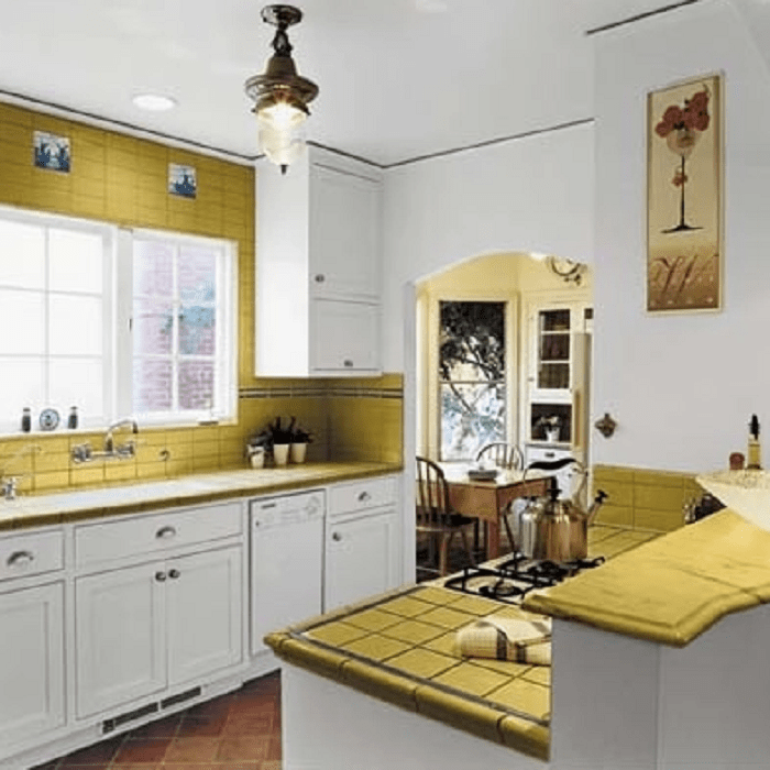 gelbe küchentapete,arbeitsplatte,zimmer,möbel,eigentum,möbel