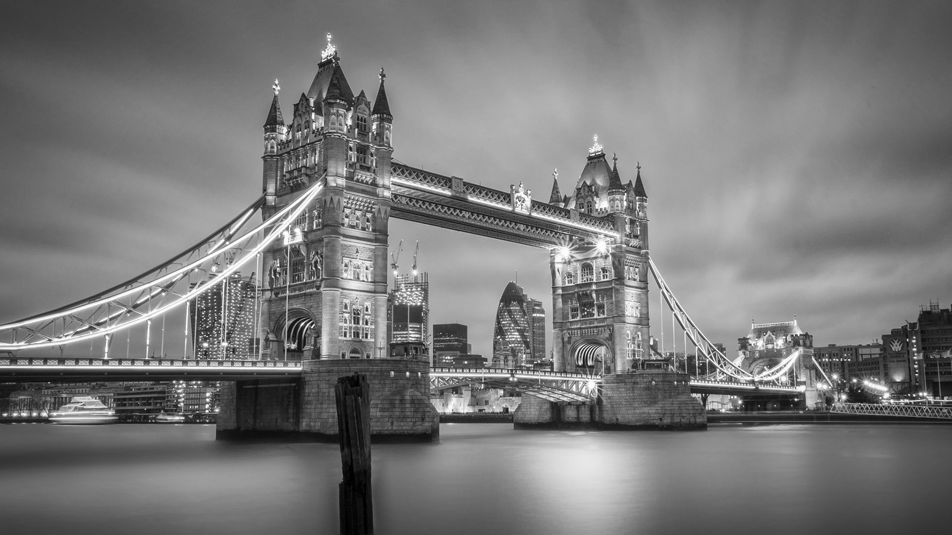 london background tumblr black and white