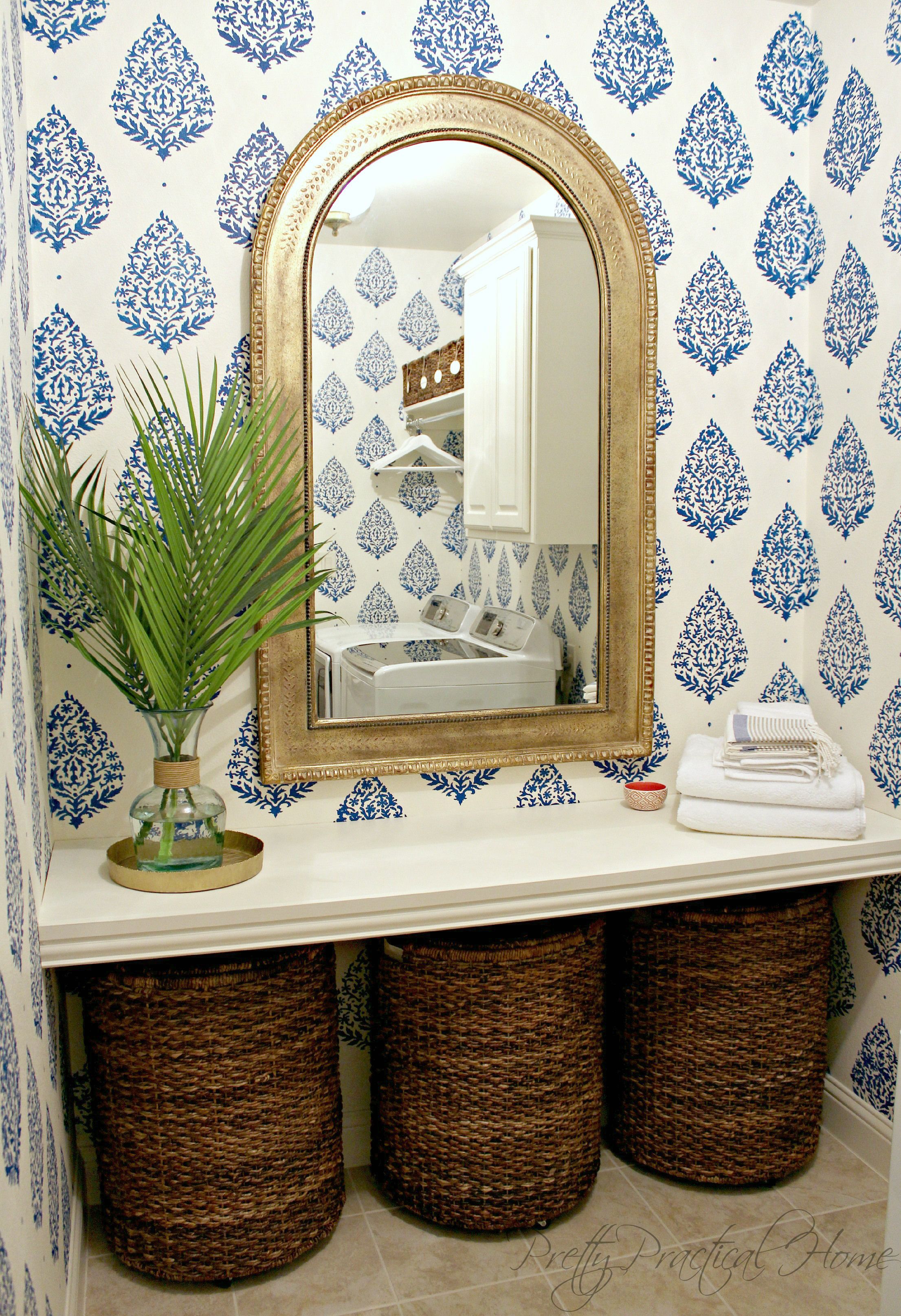 papel tapiz de baño barato,habitación,pared,mueble,estante,espejo